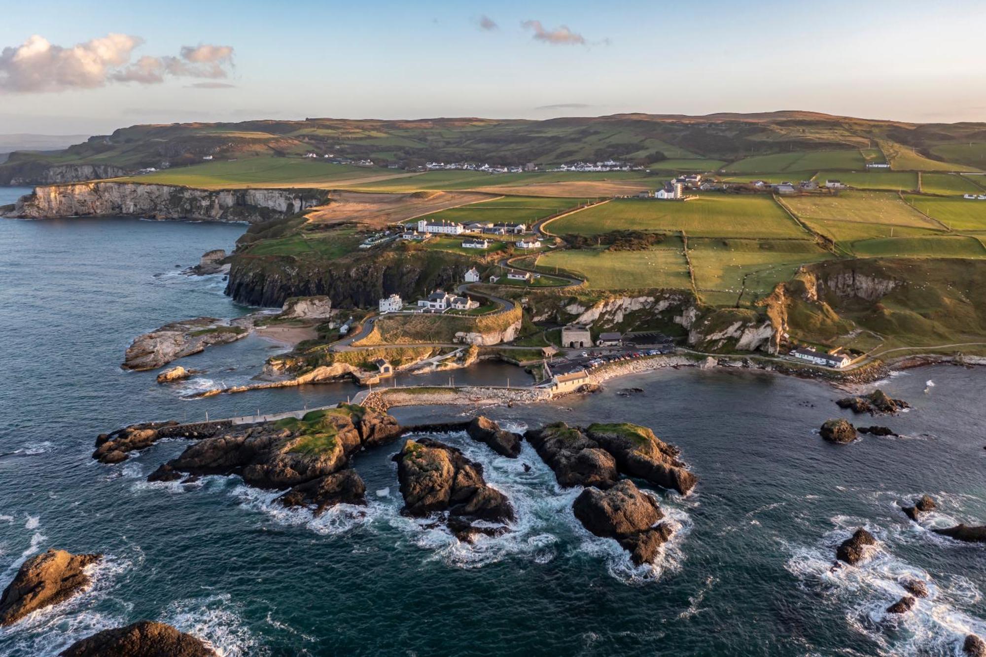 Dunnaglea Cottage, Ballintoy Exteriör bild