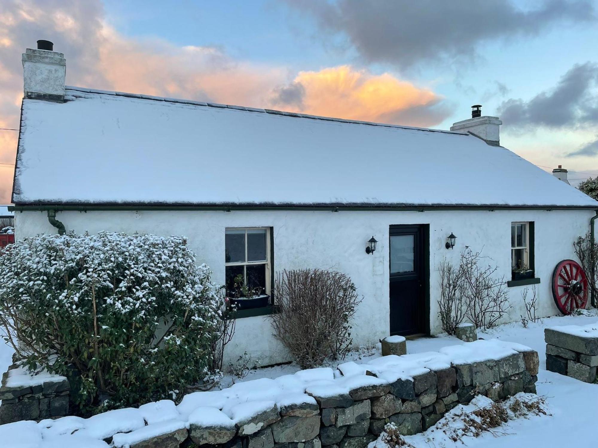 Dunnaglea Cottage, Ballintoy Exteriör bild