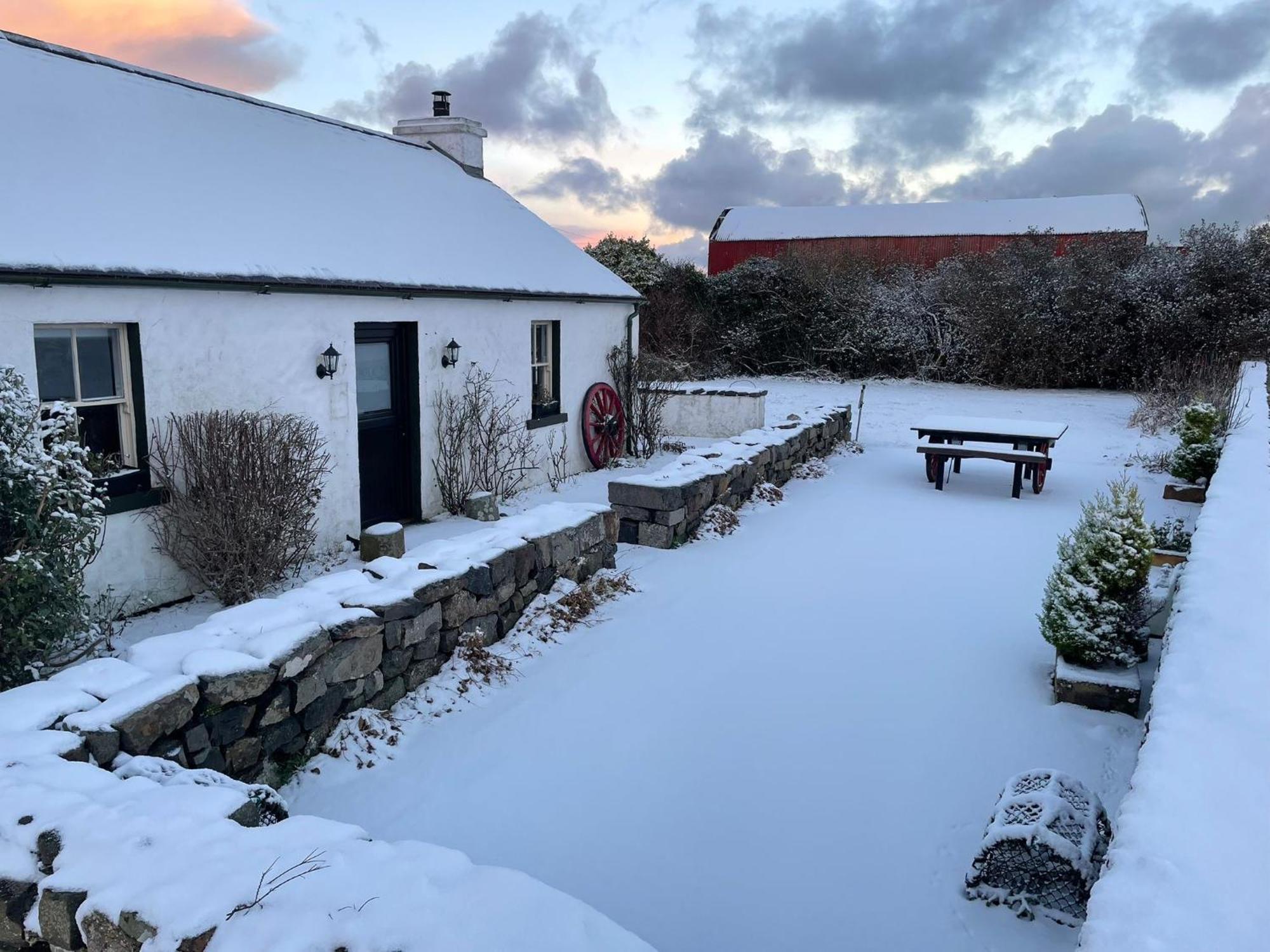 Dunnaglea Cottage, Ballintoy Exteriör bild